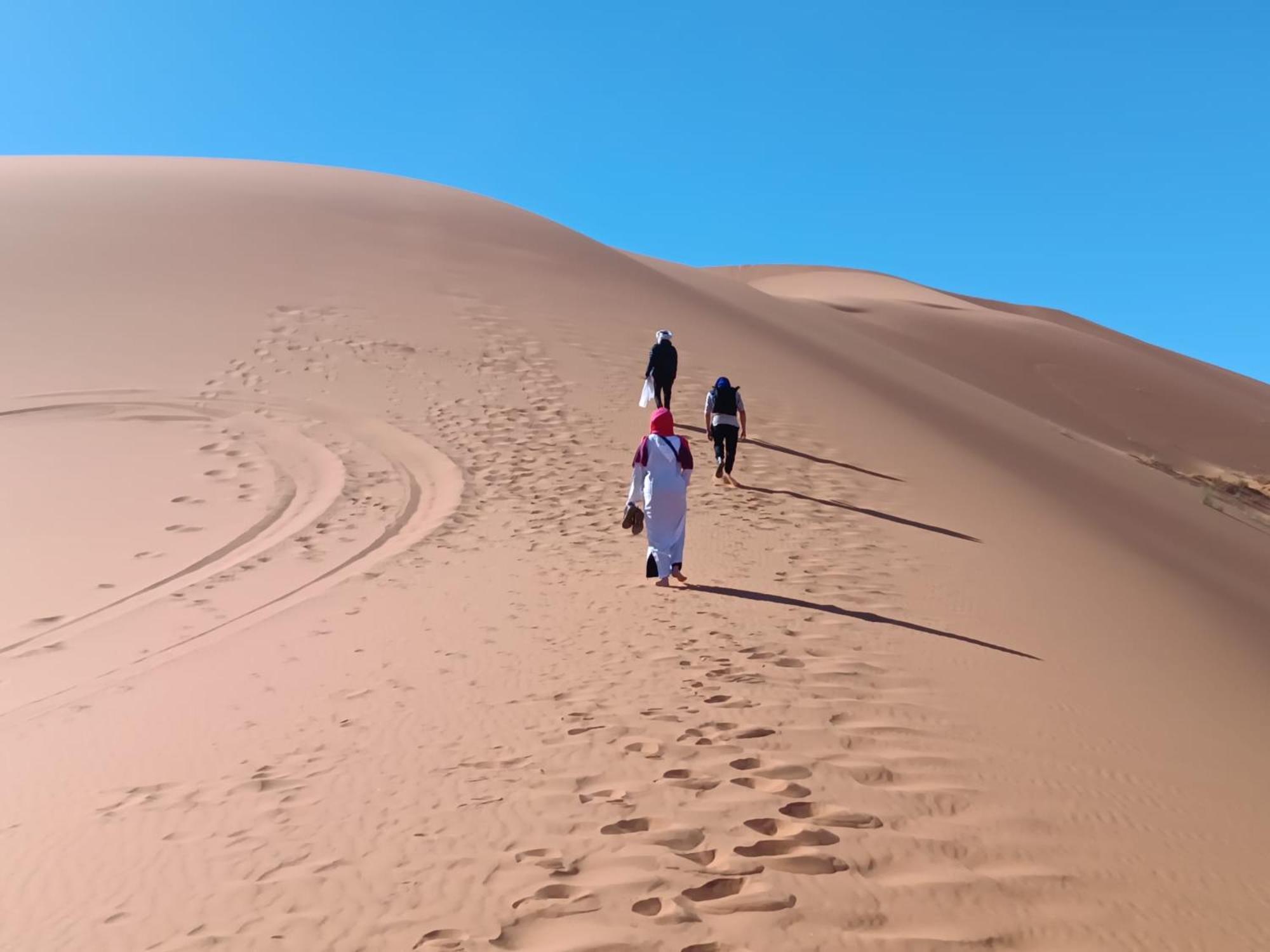 Camp Familia Erg Chebbi Hotel Merzuga Kültér fotó