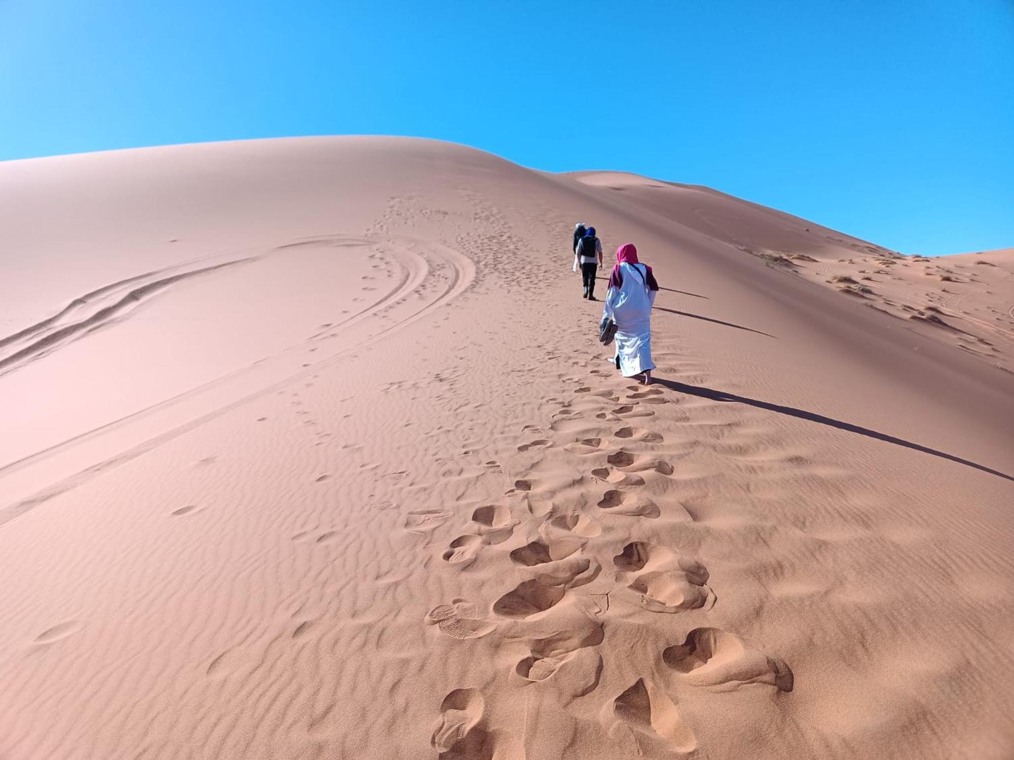 Camp Familia Erg Chebbi Hotel Merzuga Kültér fotó