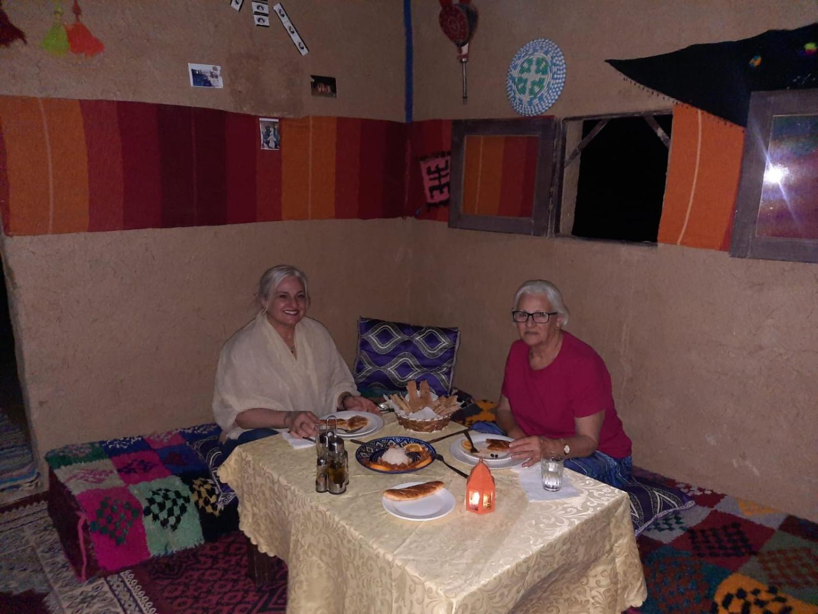 Camp Familia Erg Chebbi Hotel Merzuga Kültér fotó