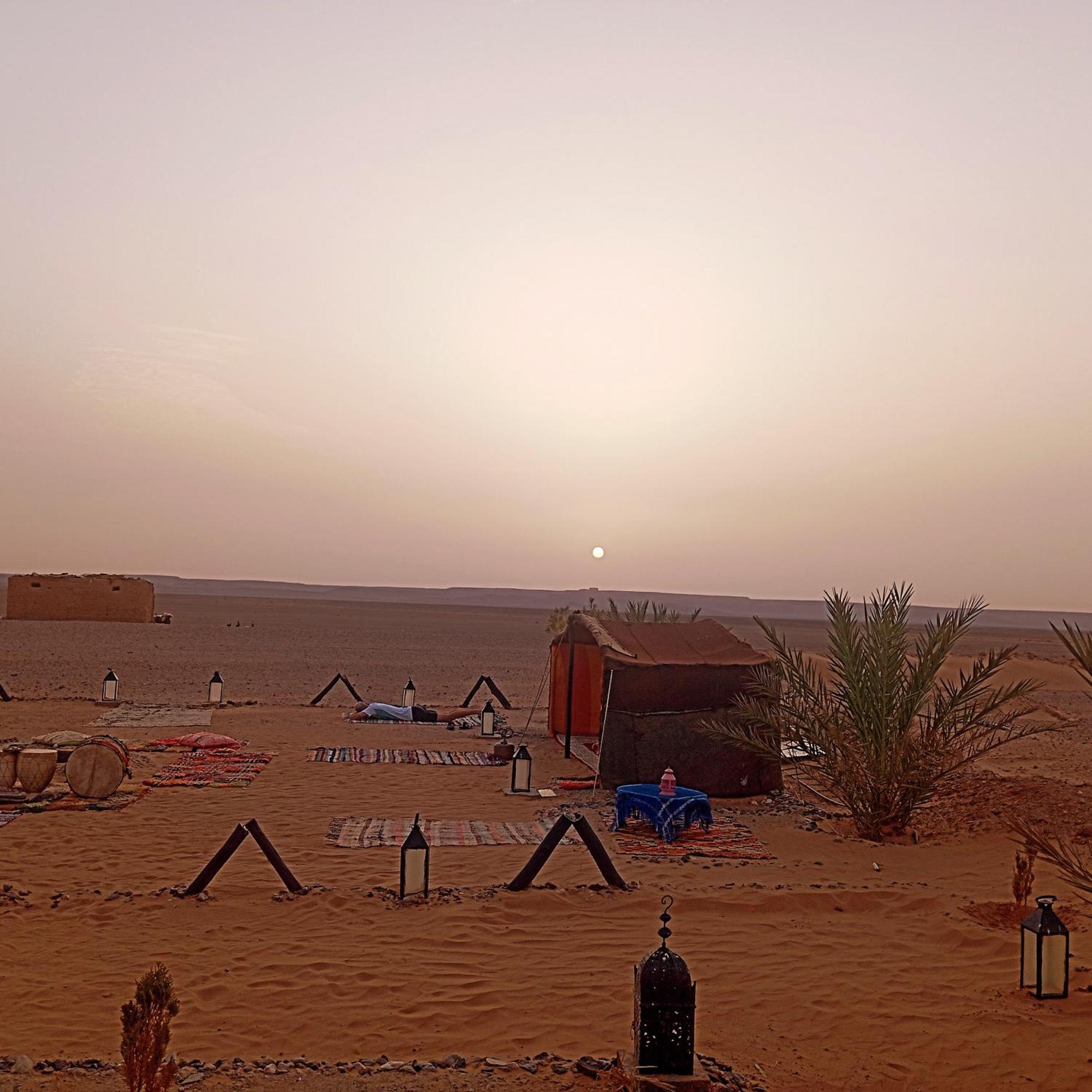 Camp Familia Erg Chebbi Hotel Merzuga Kültér fotó